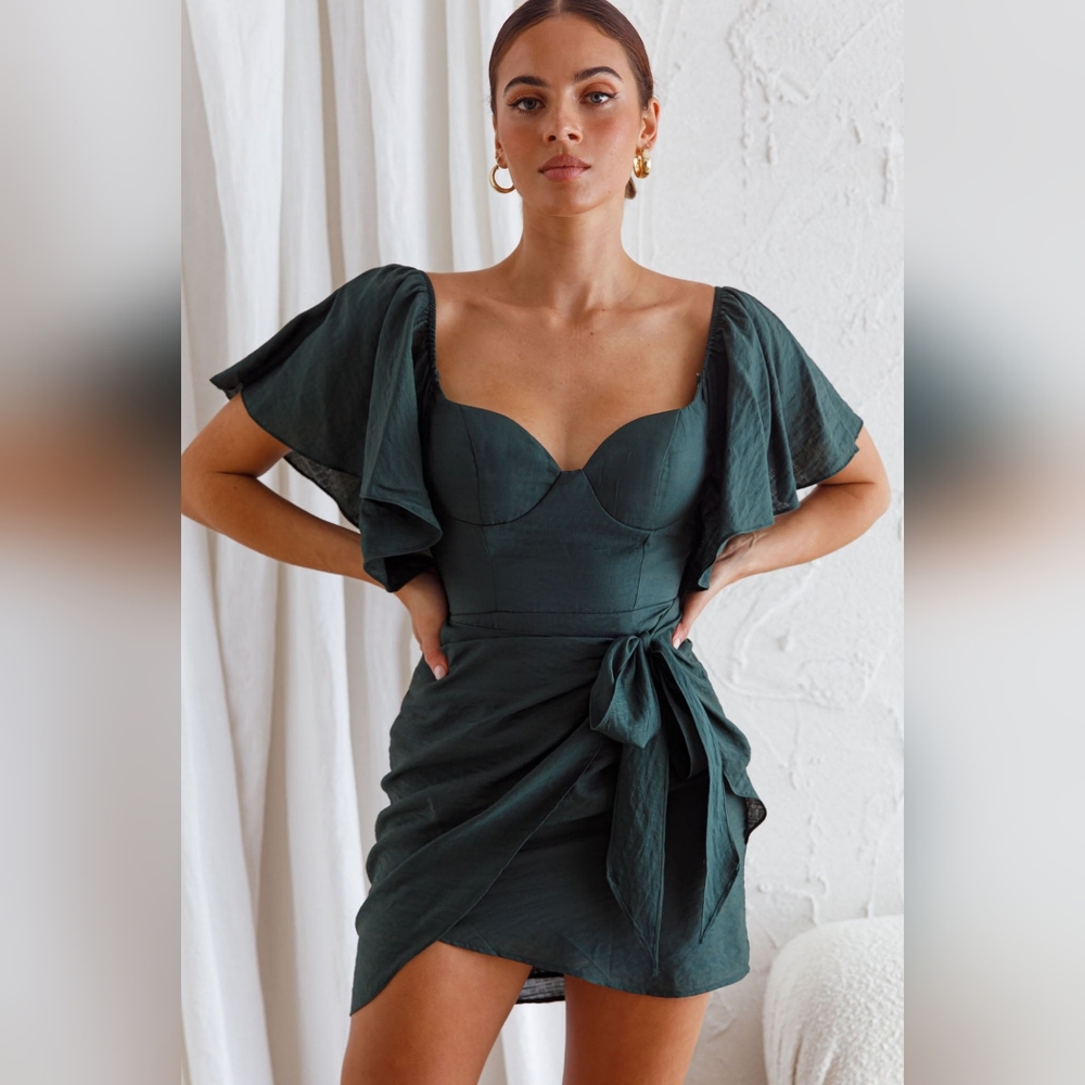 APHRODITE MOLDED BUST ANGEL SLEEVE WRAP DRESS FOREST GREEN